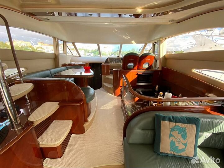 Яхта в аренду, до 12 гостей