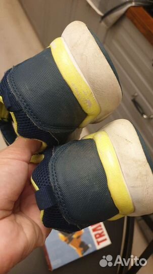 Кроссовки 22.5 см