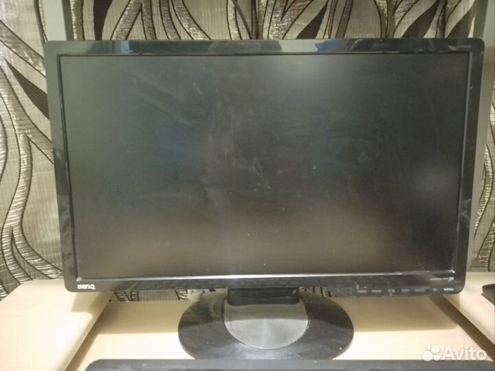 Монитор Benq 20