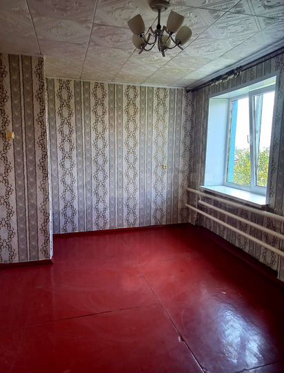 2-к. квартира, 43 м², 2/2 эт.