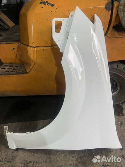 Крыло левое LADA Largus FL 2021