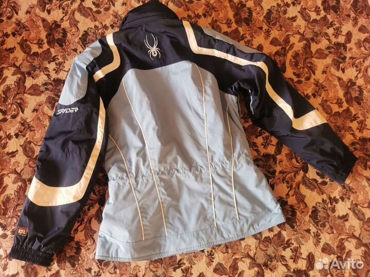Куртка спортивная горнолыжная