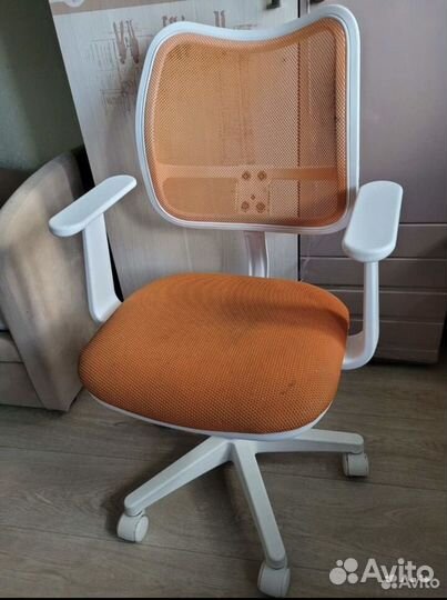 Компьютерное кресло
