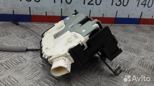 Замок двери передней правой land rover range rover