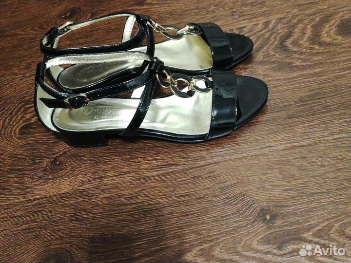 Босоножки женские 37 размер