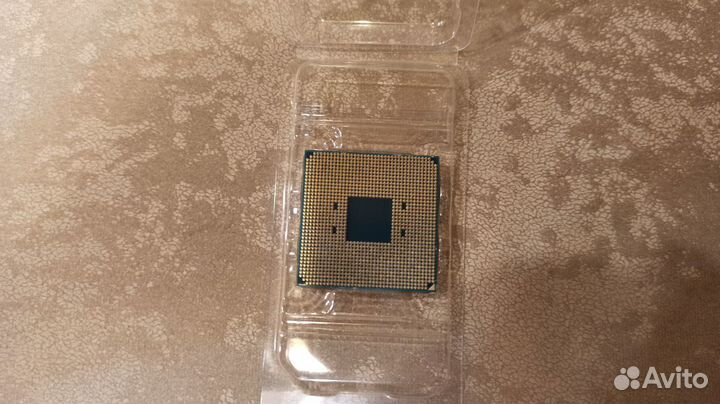 Процессор AMD Ryzen 7 3700X