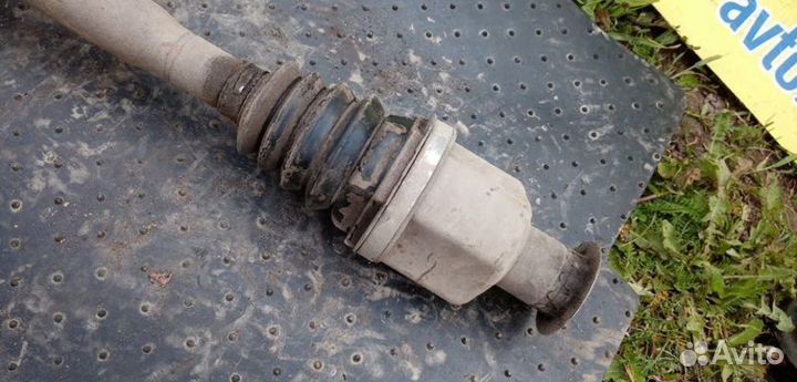 Привод передний правый Renault Logan
