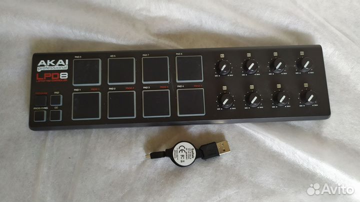 Midi-контроллер Akai pro LPD8