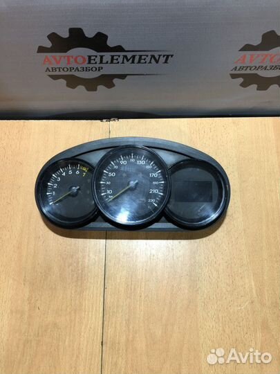 Панель приборов Renault Fluence