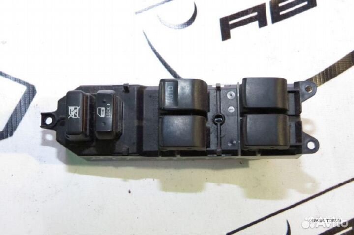 Блок управления С\П toyota. corolla rumion highlan