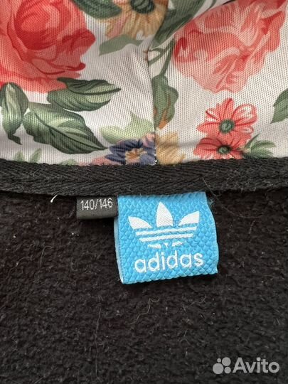 Спортивный костюм adidas