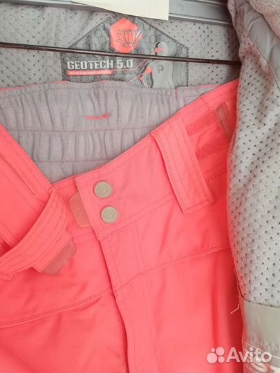 Горнолыжный костюм женский