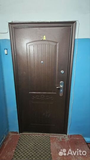 Дверь входная б/у