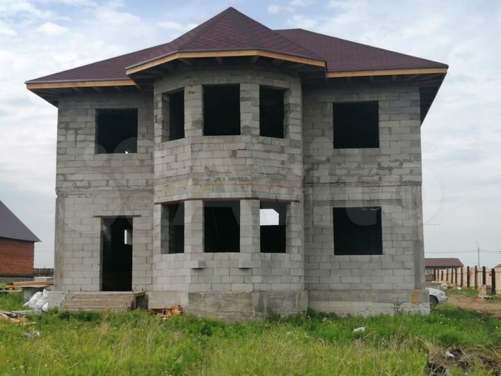 Дом 175 м² на участке 10 сот.