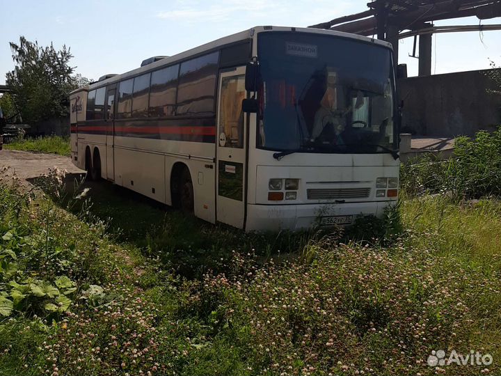 Автобус Вольво туристический