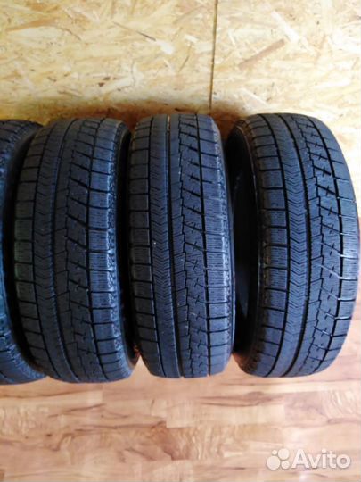 Bridgestone Blizzak VRX2 195/65 R15 91Q
