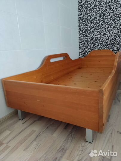Кровать детская
