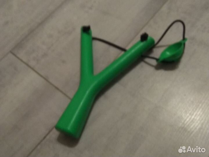 Зелёная рогатка