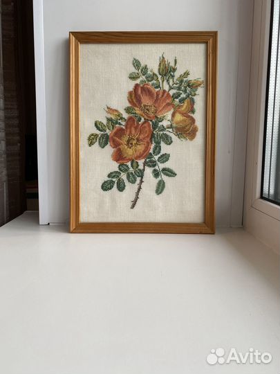 Готовая вышивка из Голландии, в раме под стеклом