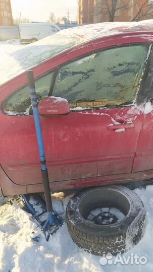 Левая передняя дверь(красная) Пежо 307 рест