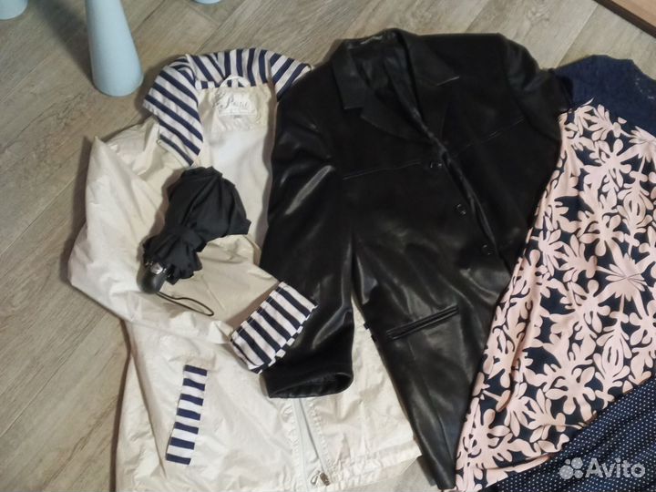 Два огромных мешка женской одежды, р 50-56