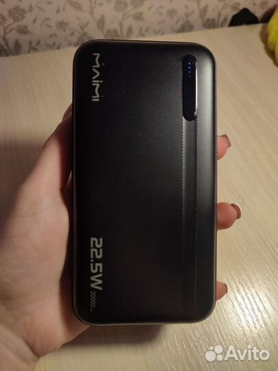 Повербанк maimi
