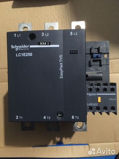 Контактор Schneider Electric LC1E250