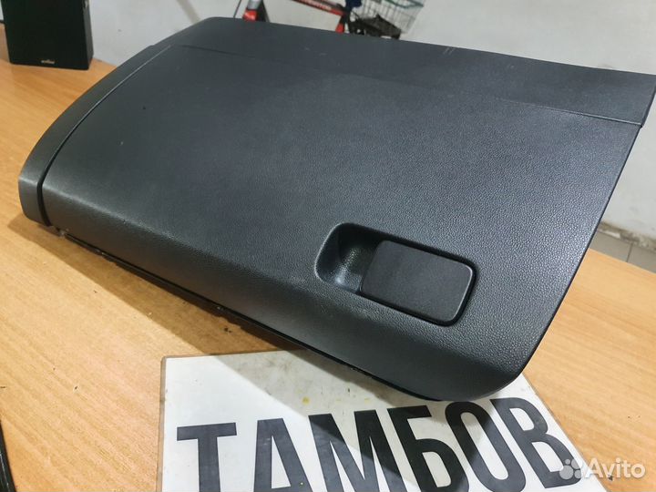 Бардачок фольксваген поло 2016 год