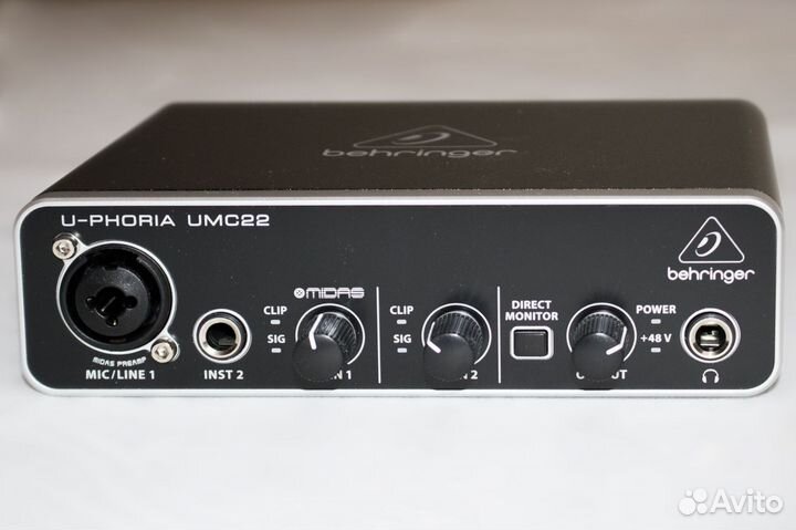 Behringer umc22