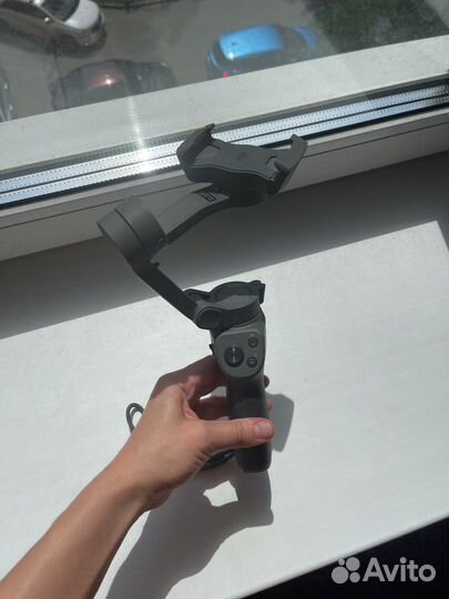 Электронный стедикам DJI Osmo Mobile 2