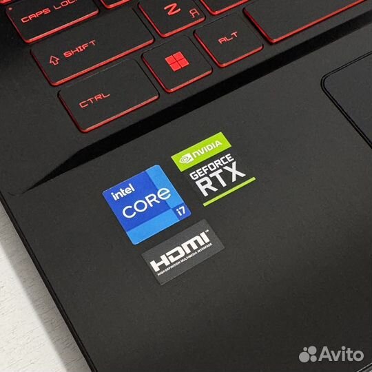 Игровой ноутбук MSI Katana Core i7 + RTX 3050