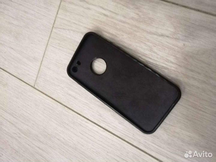 Чехол на iPhone