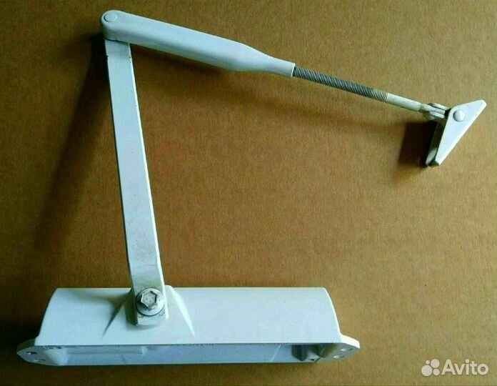 Немецкий доводчик для двери Dorma