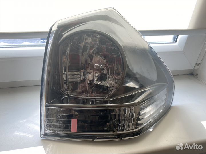 Фара задняя правая Lexus RX 350 (2003-2008)