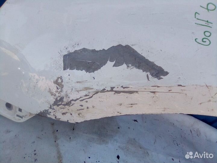 Крыло переднее левое Volkswagen Golf