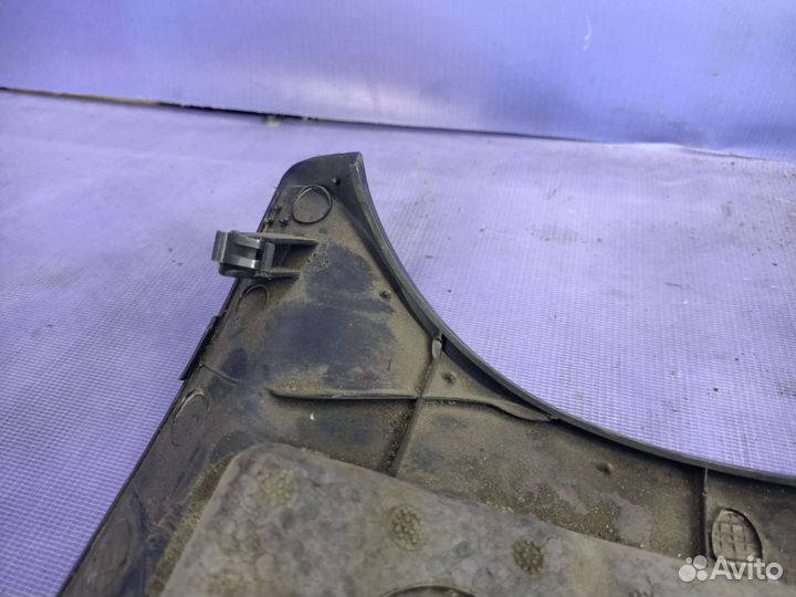 Накладка торпедо нижняя Kia Sportage 2