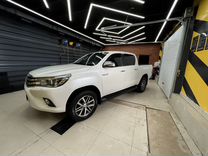 Toyota Hilux 2.8 AT, 2015, 194 000 км, с пробегом, цена 2 785 000 руб.