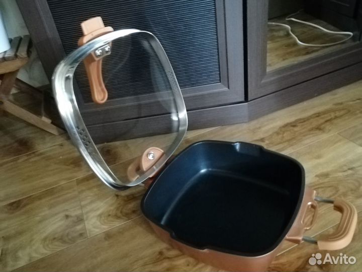 Сковорода квадратн.24х24см для всяких плит и духвк