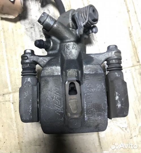 Суппорт задний левый Honda Civic 8 4d цивик 4д