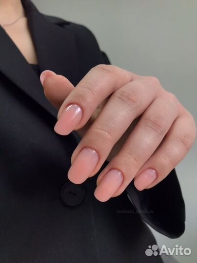 Маникюр и педикюр