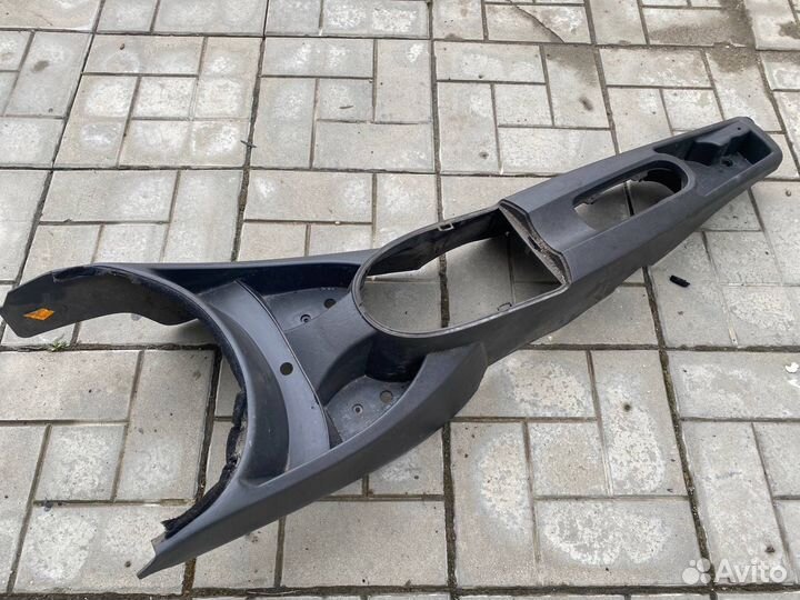 Центральная консоль Ford Focus 1 хетчбек 5дв. 1.4