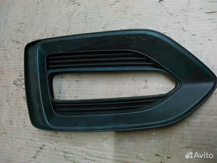 Рамка противотуманной фары передней левой hyundai