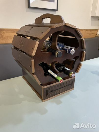 Винный бар - бочка