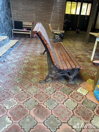 Чугунная лавочка