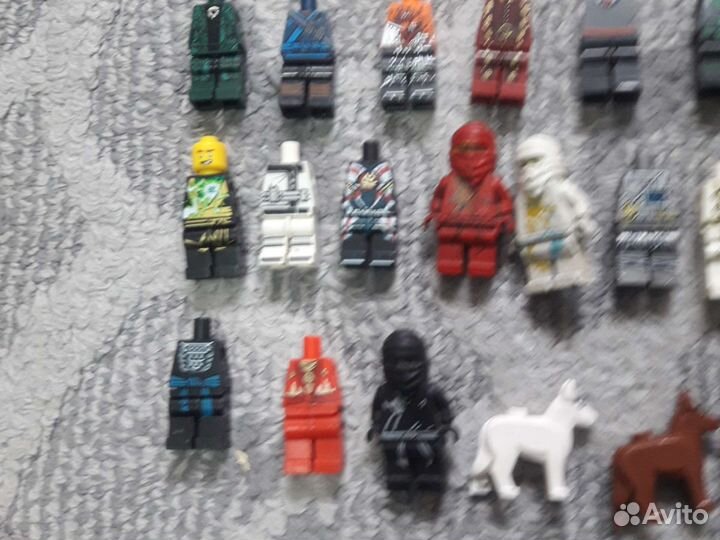 Lego фигурки 30 шт и детали+оружия