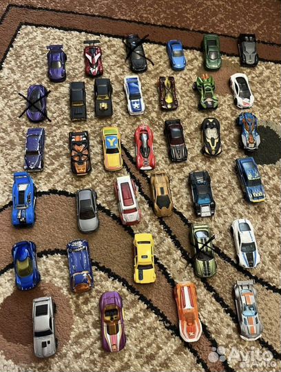 Hot wheels машинки