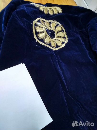 Халат и тюбетейка