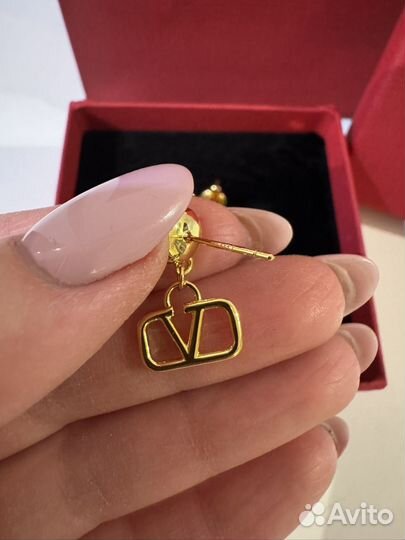 Серьги Valentino