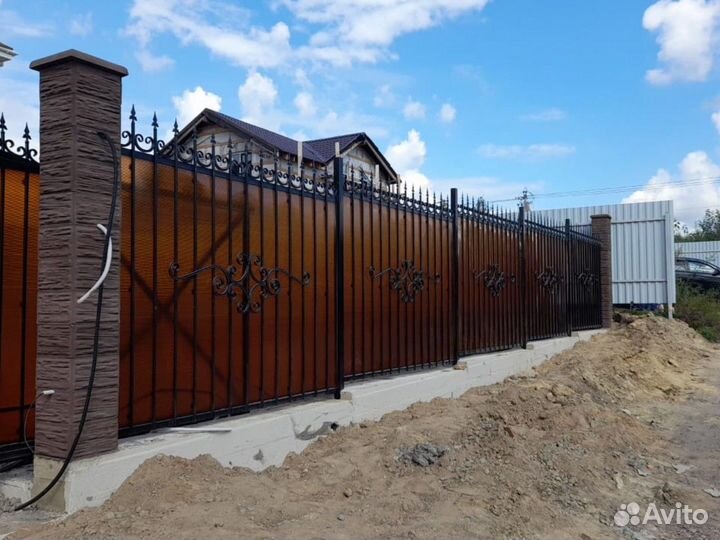 Кованый забор для частного дома