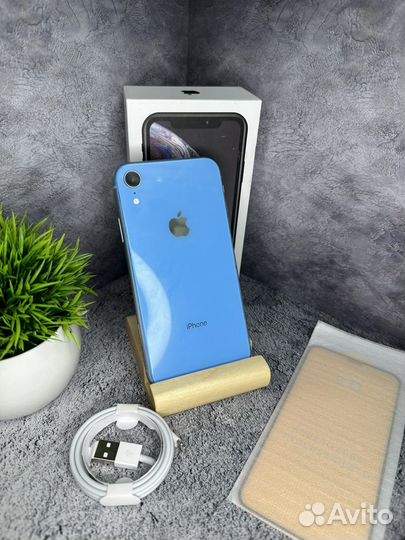 iPhone Xr, 64 ГБ
